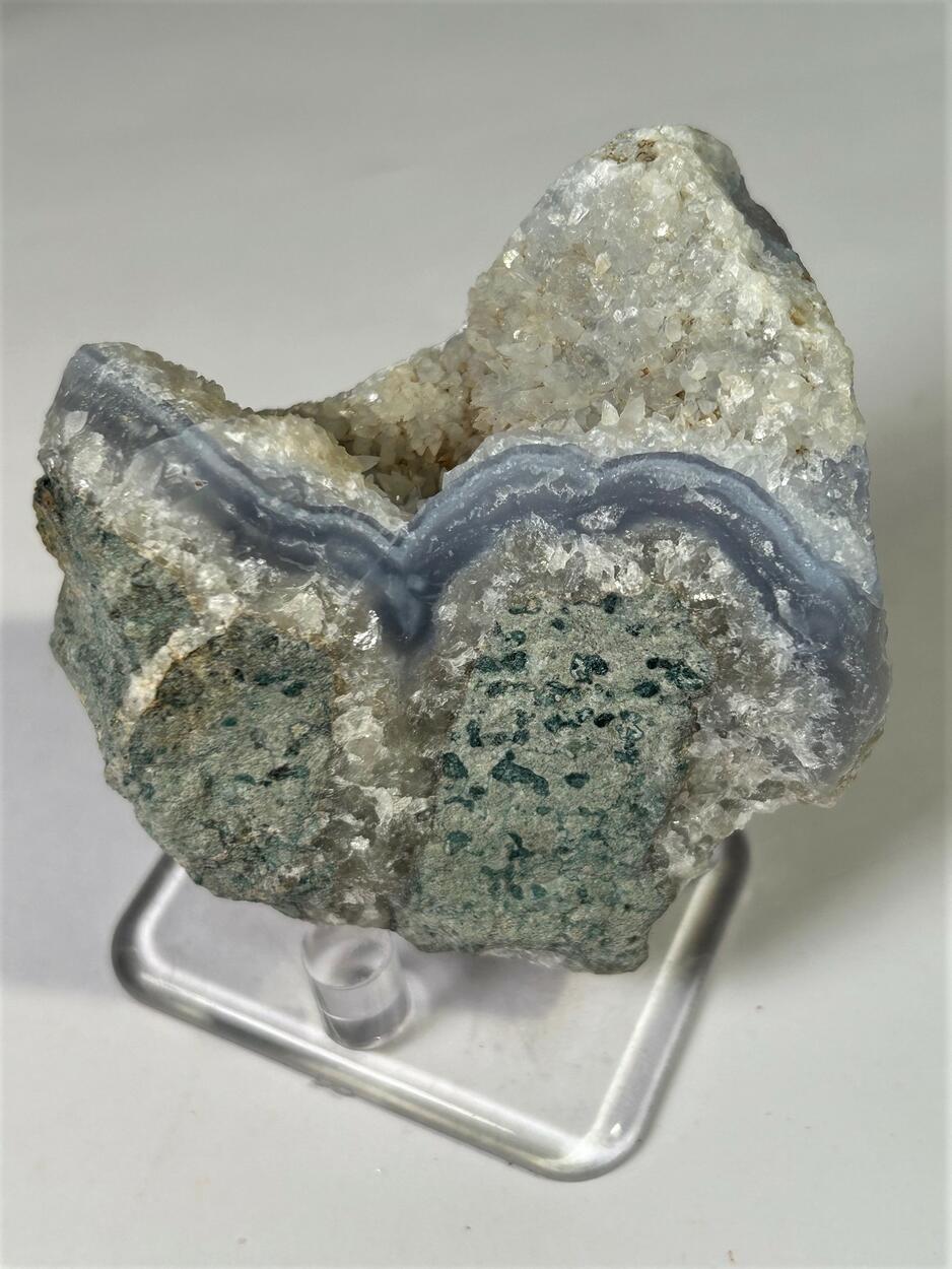 Chalcedony With Quartz