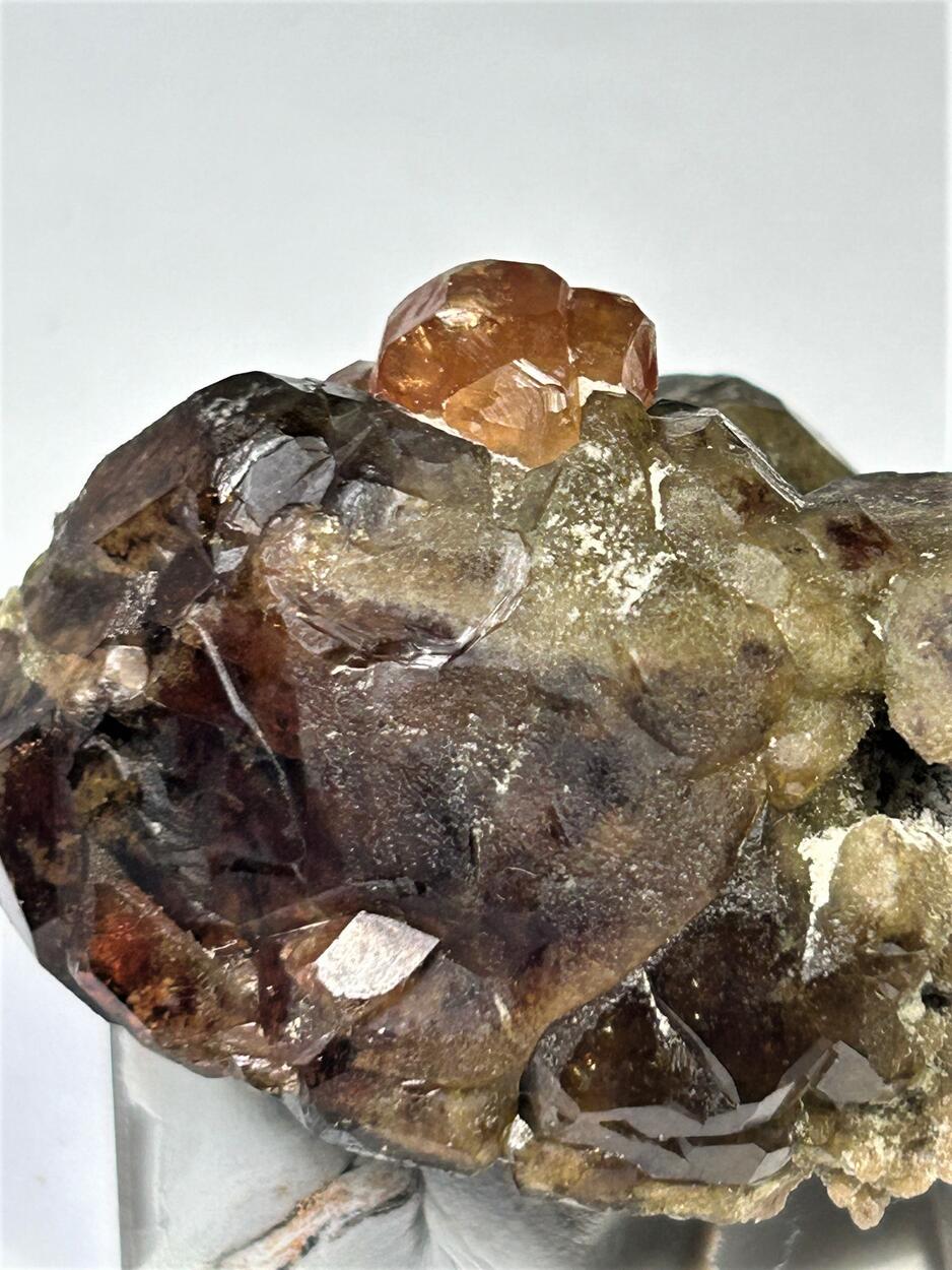 Grossular With Vesuvianite