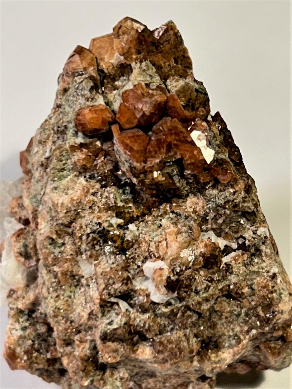 Grossular With Quartz