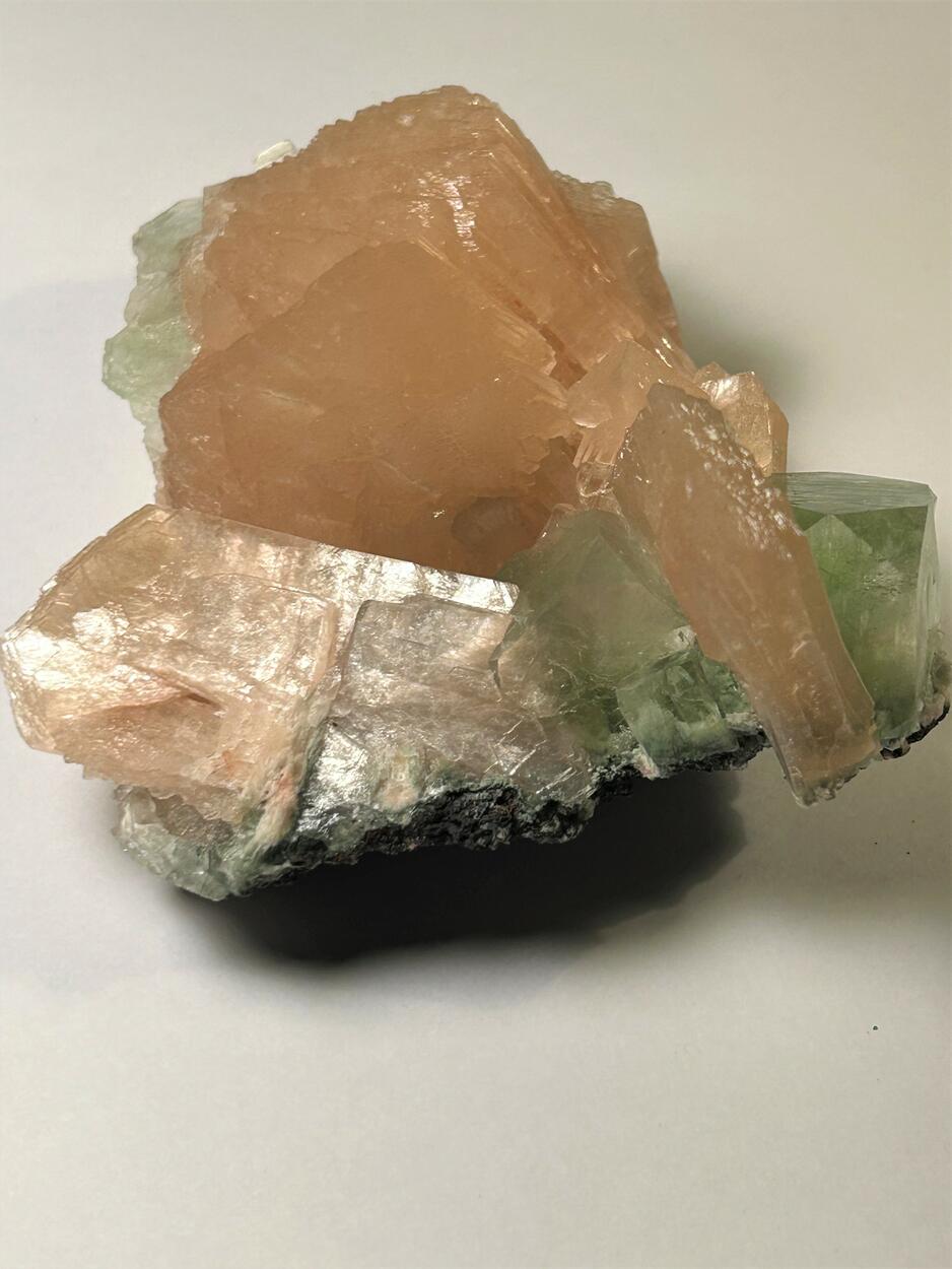 Apophyllite & Stilbite