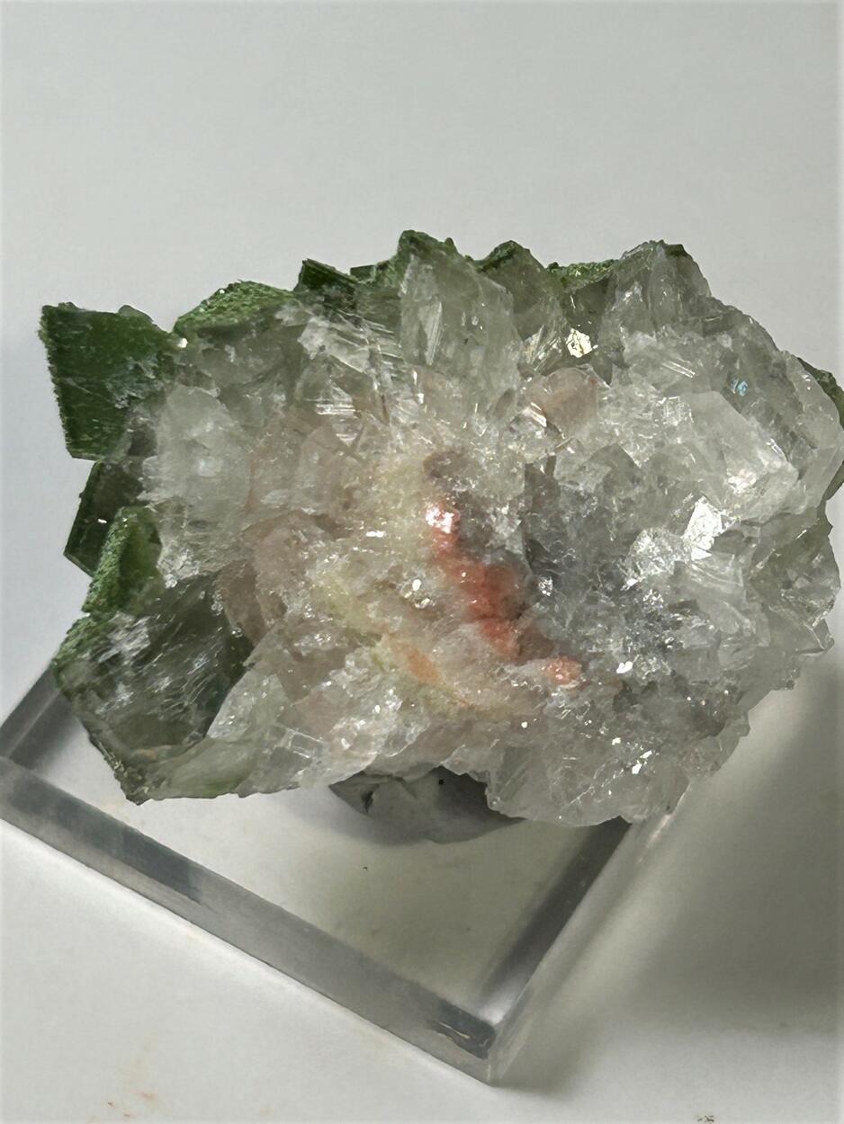 Conichalcite On Calcite