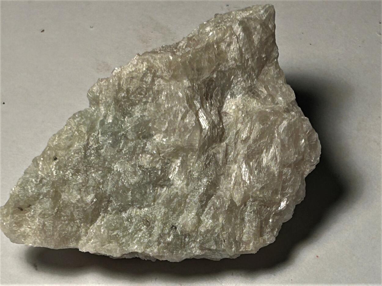 Clino-suenoite & Tremolite