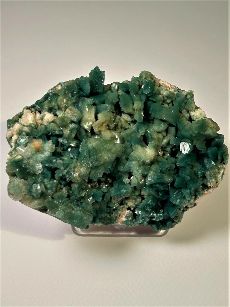 Heulandite With Celadonite Inclusions