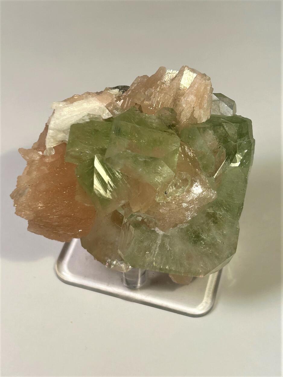 Apophyllite & Stilbite