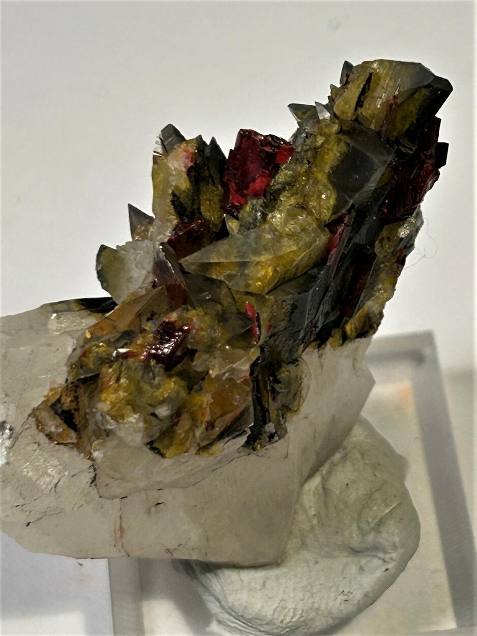 Realgar Orpiment & Calcite