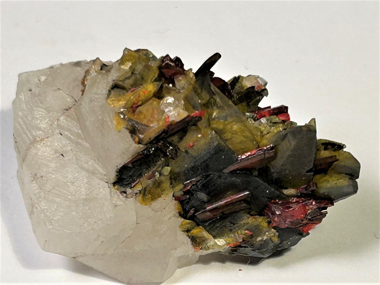 Realgar Orpiment & Calcite