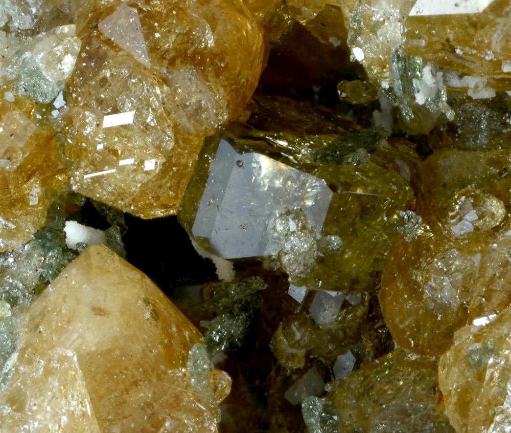 Humite & Vesuvianite