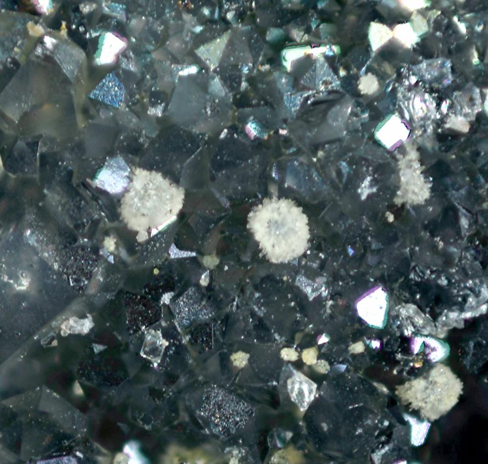 Nannoniite & Hydrokenoralstonite