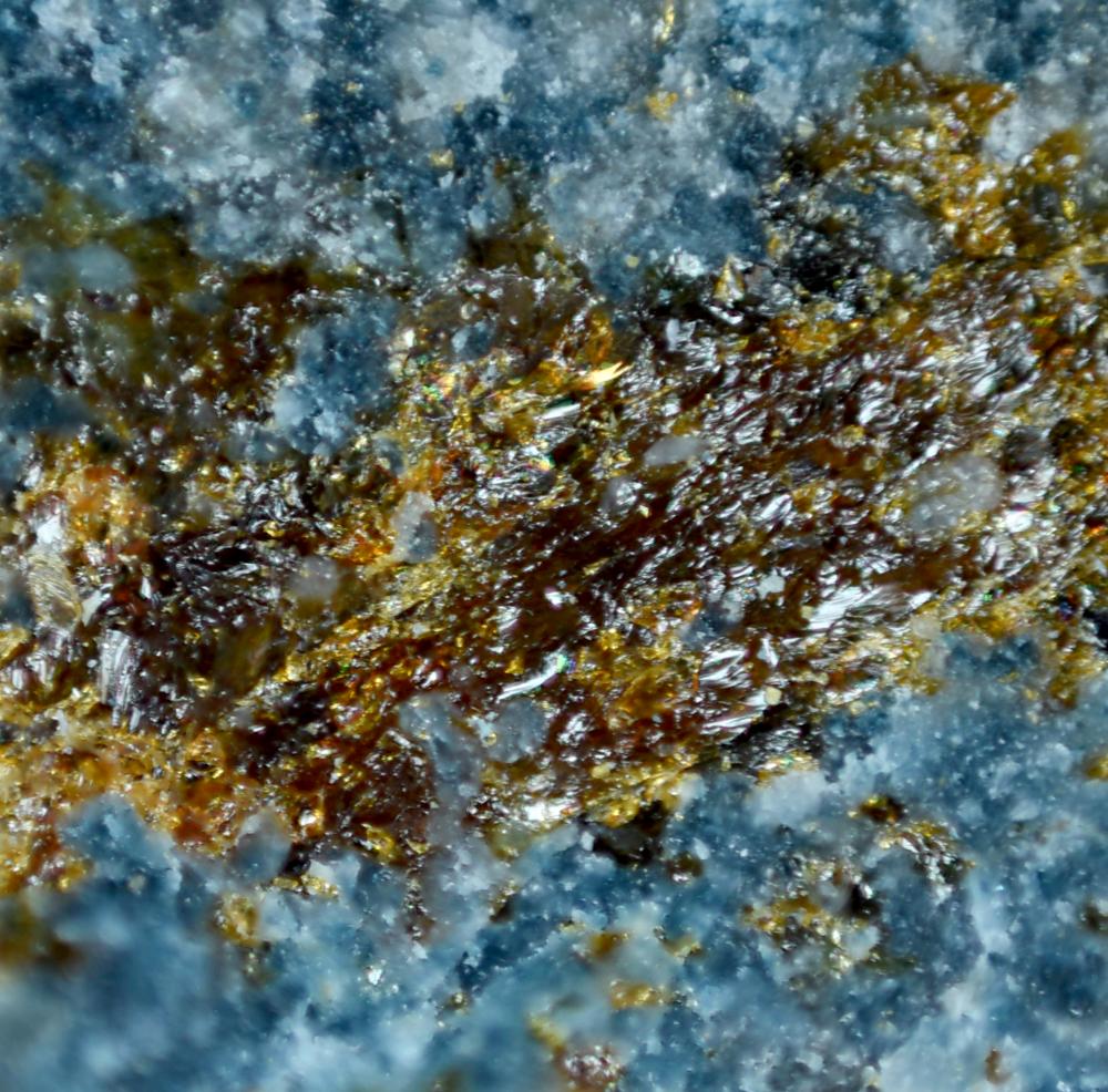 Ferrimuirite & Cerchiaraite-(Fe)