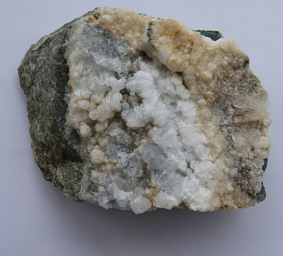 Analcime & Natrolite