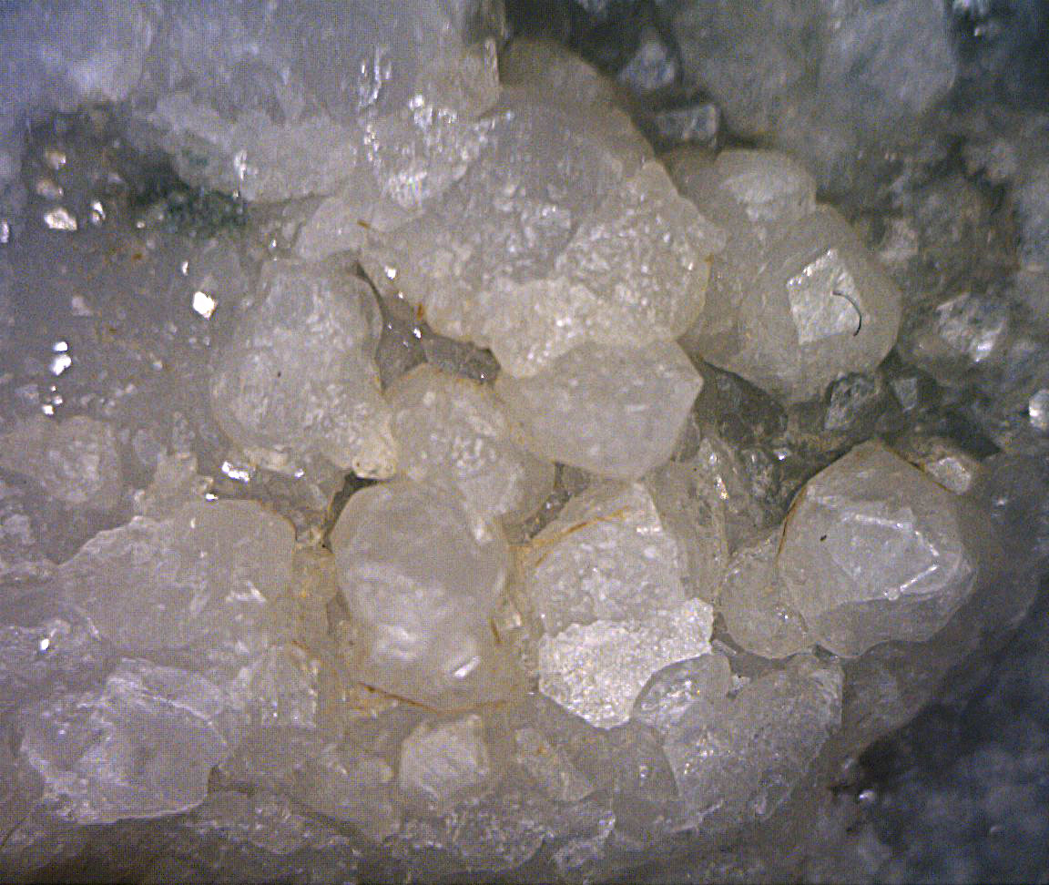 Analcime & Natrolite
