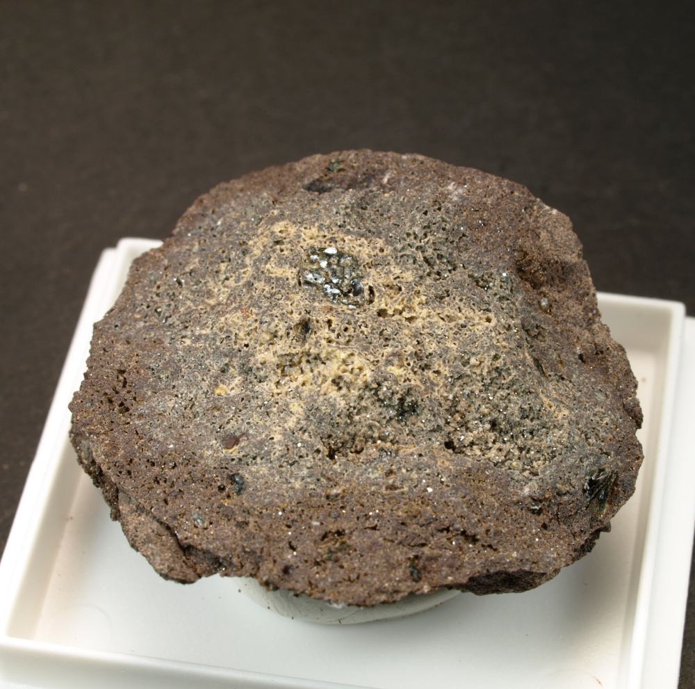 Pseudobrookite