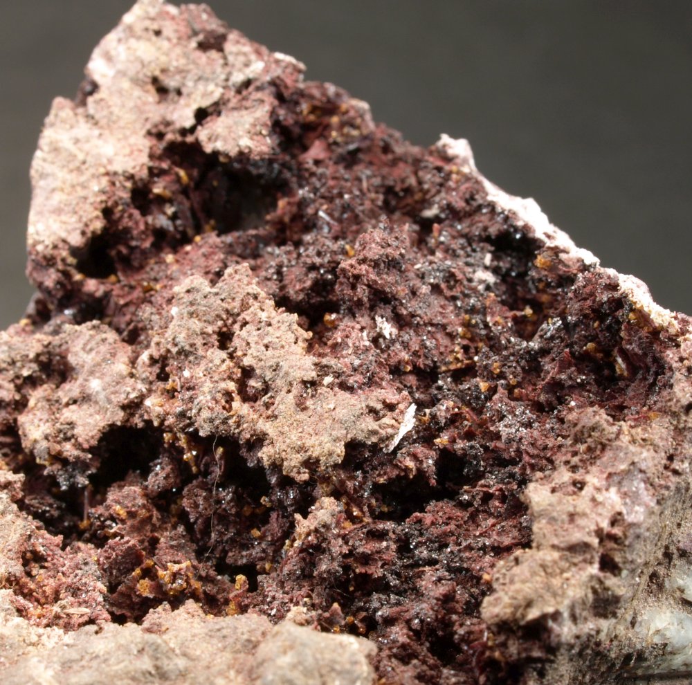 Roméite & Piemontite