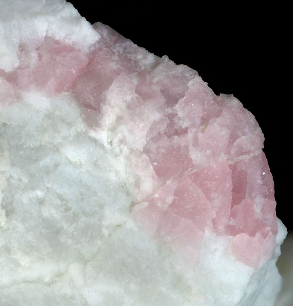 Pumpellyite-(Al) & Clinozoisite