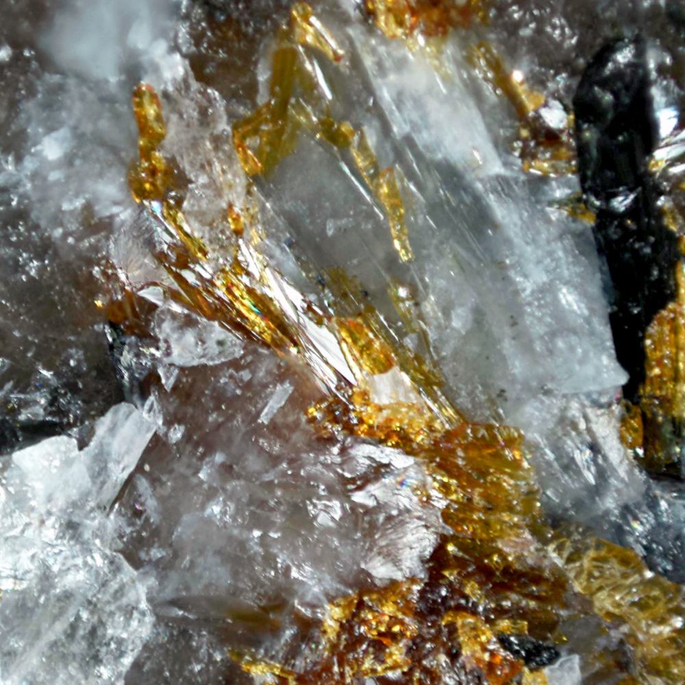 Pilanesbergite & Eudialyte