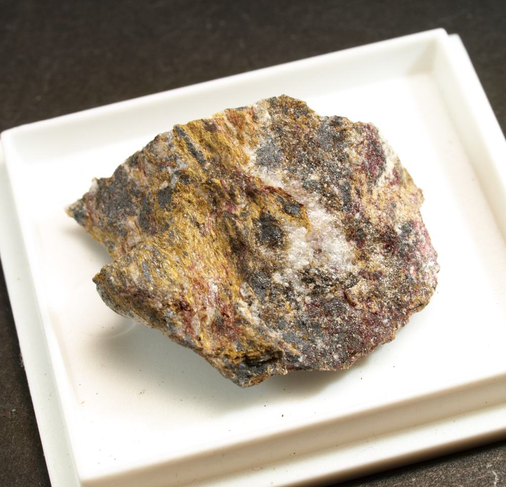 Lavoisierite & Piemontite