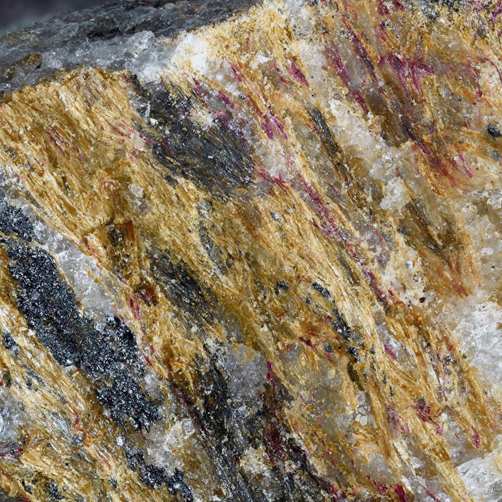 Lavoisierite & Piemontite