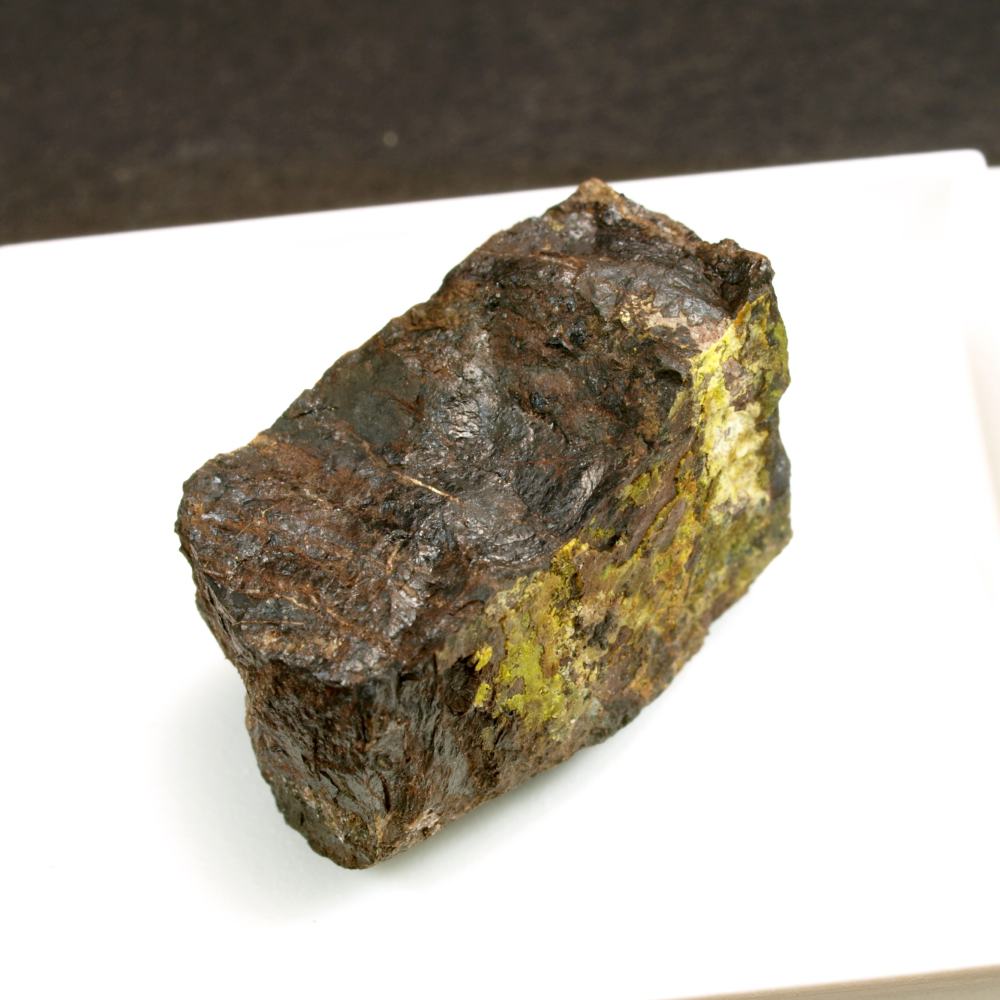 Vorlanite In Uraninite