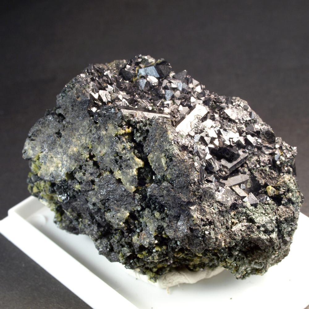 Allanite & Magnetite