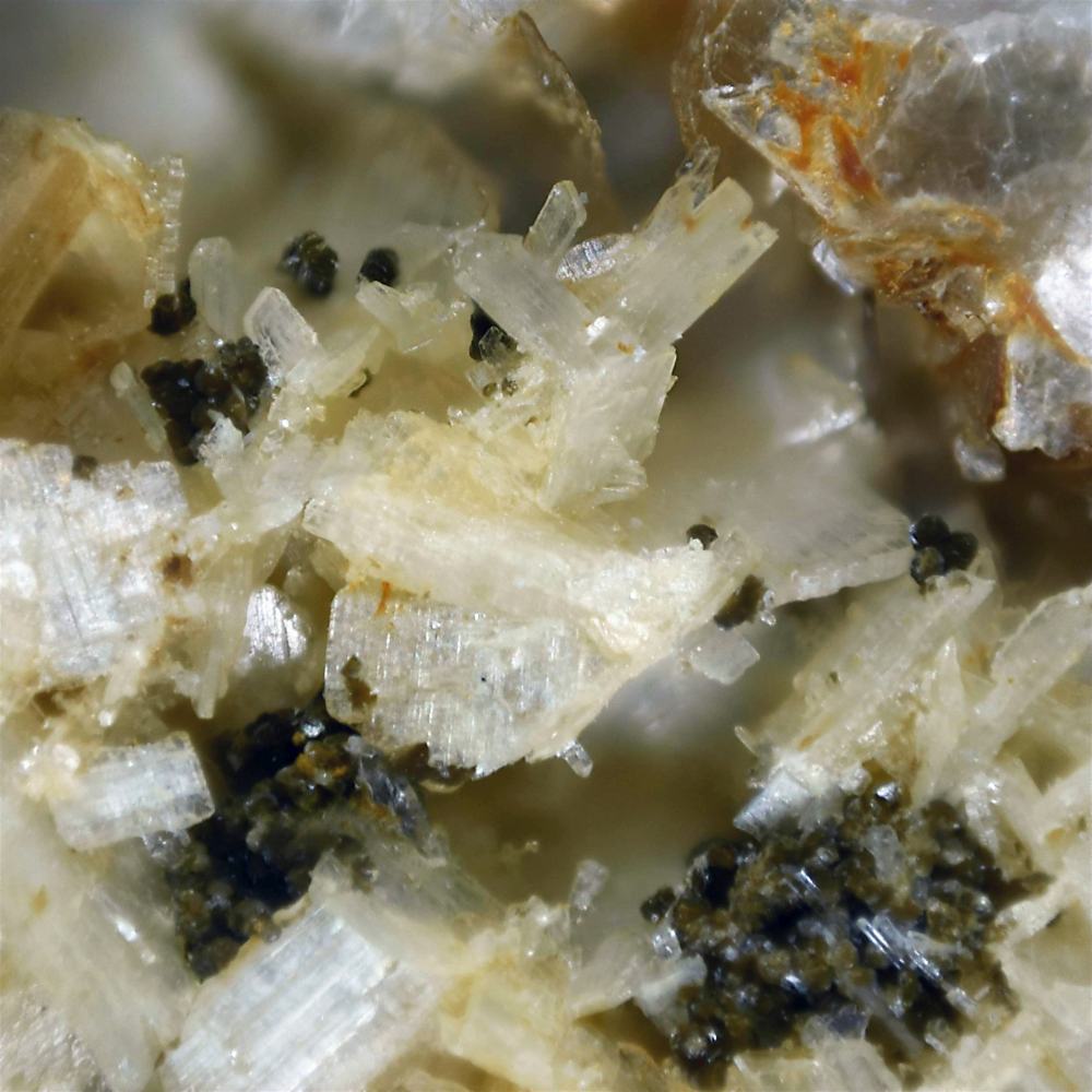 Bertrandite