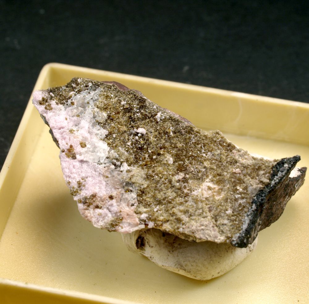 Tephroite & Sussexite