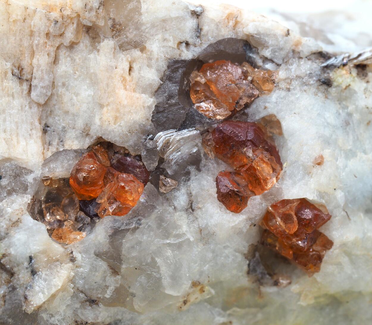 Quartz Spessartine Muscovite & Cleavelandite
