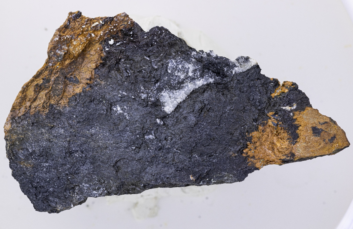 Ludwigite