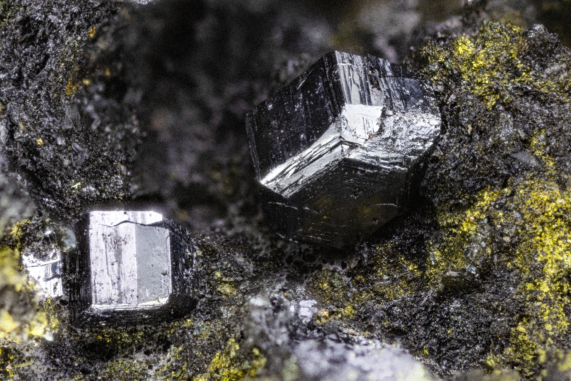 Stephanite & Polybasite