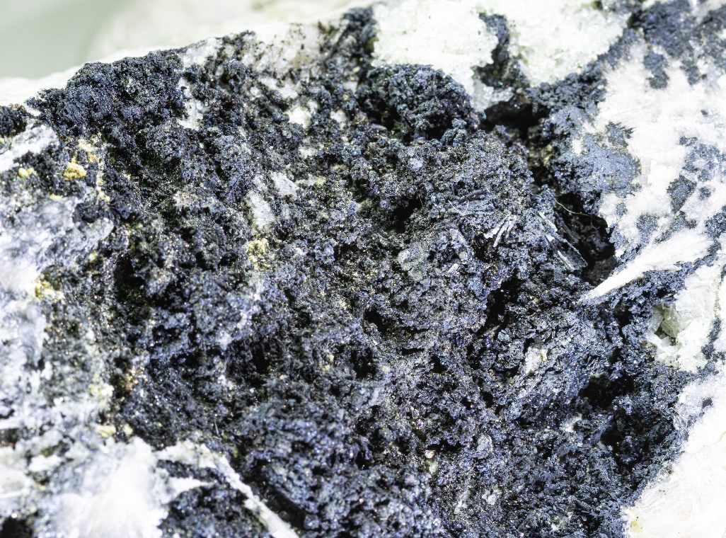 Sternbergite On Baryte & Quartz