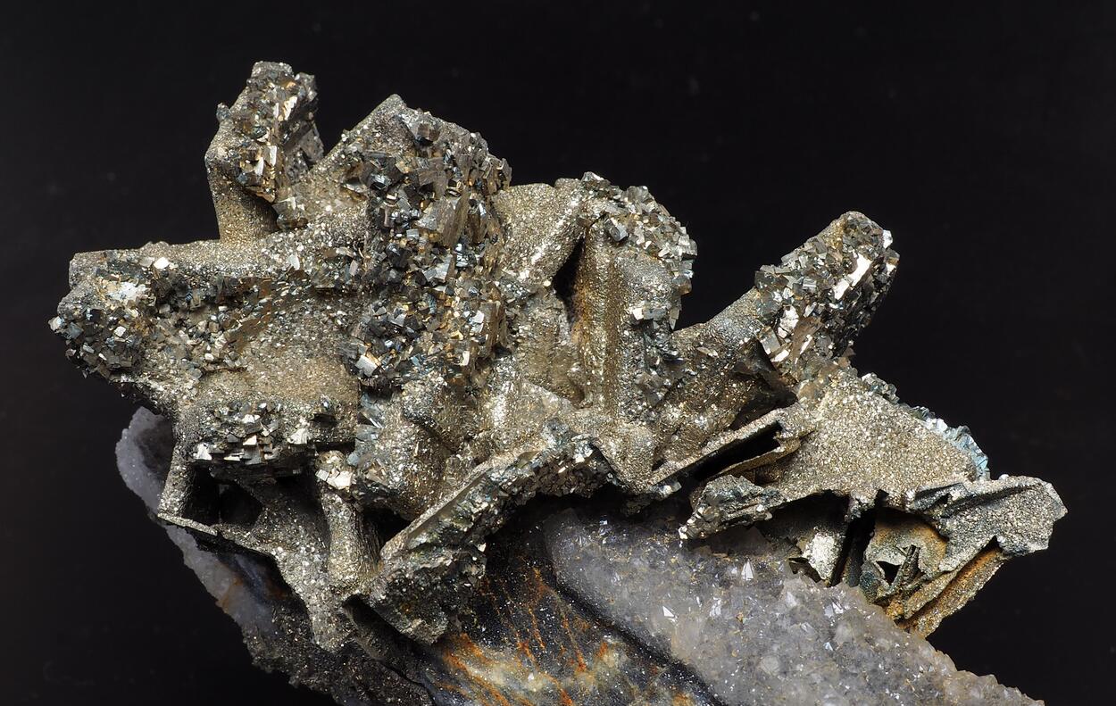 Baryte Pyrite & Marcasite