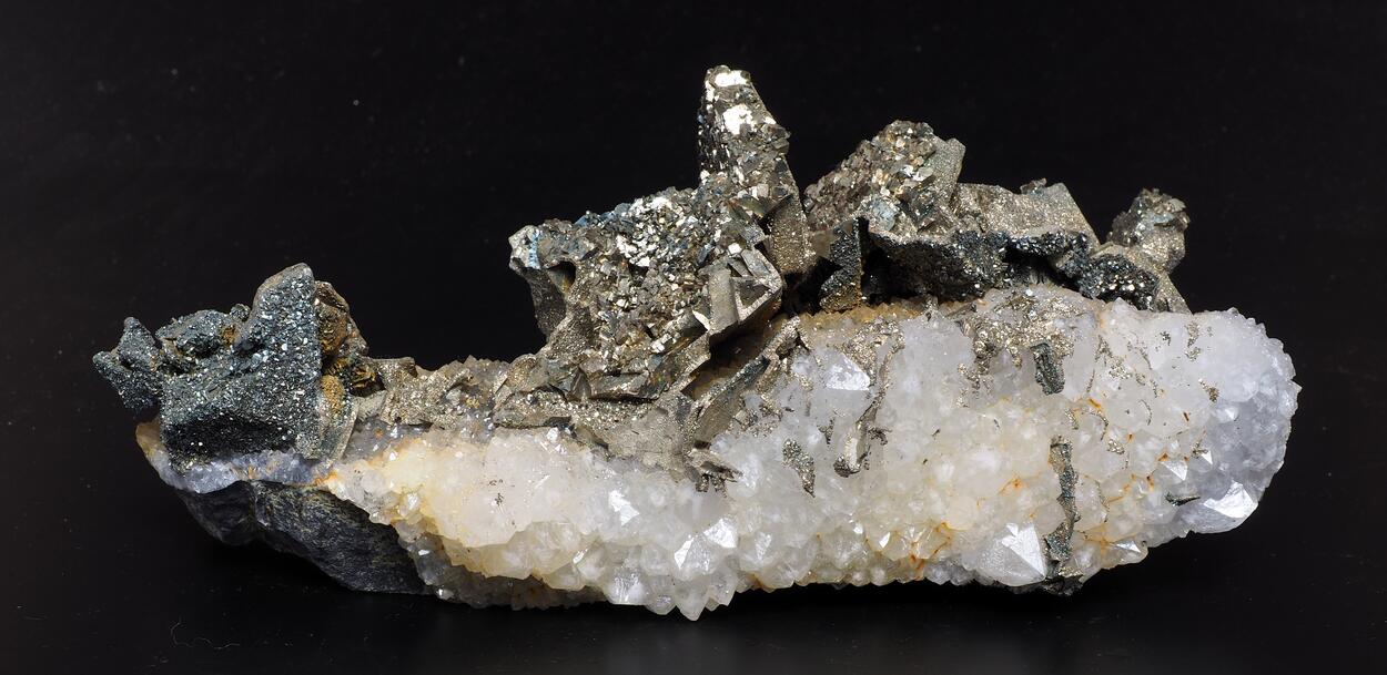 Baryte Pyrite & Marcasite