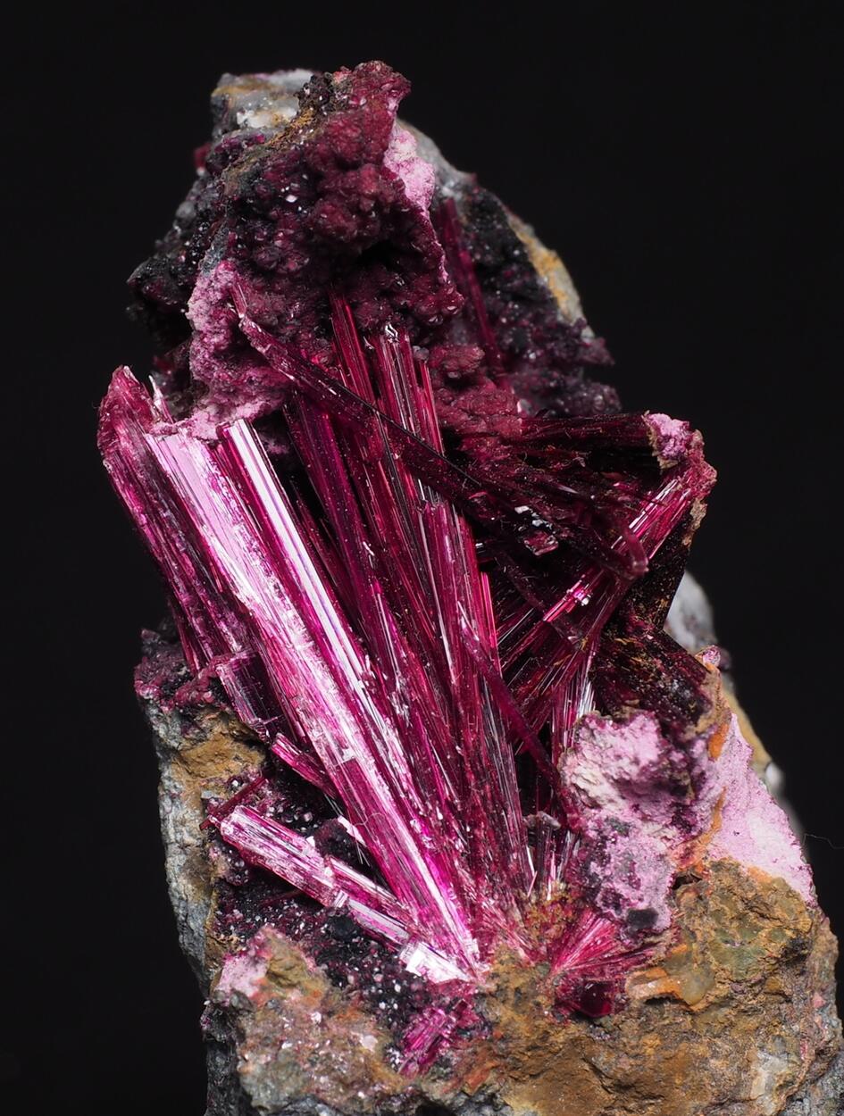 Erythrite