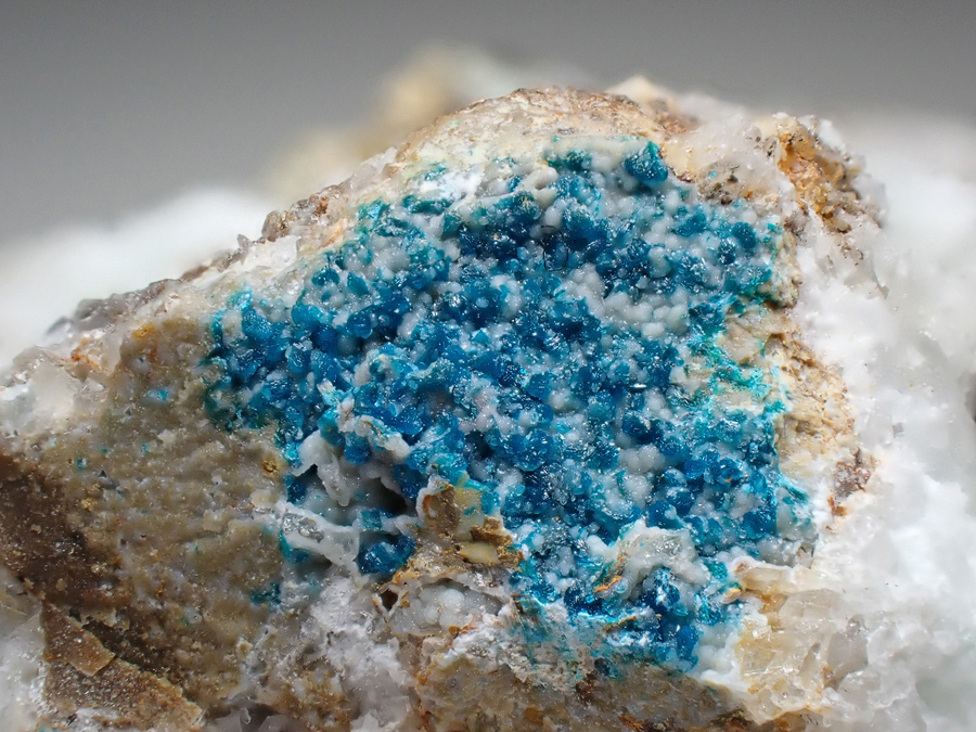 Cuprozheshengite & Veszelyite