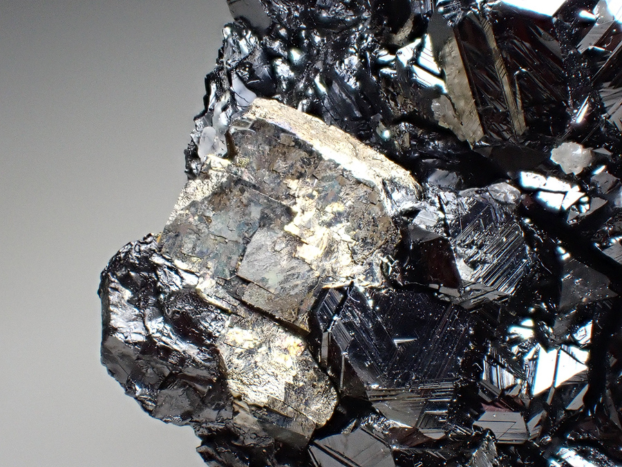 Sphalerite & Calcite & Arsenopyrite