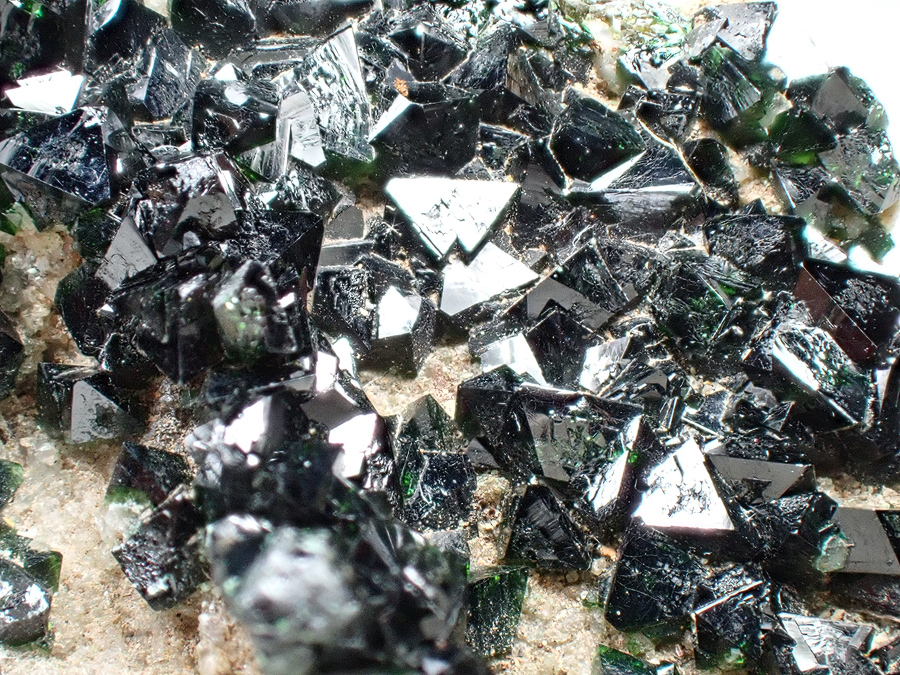 Libethenite