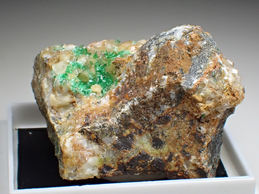 Annabergite