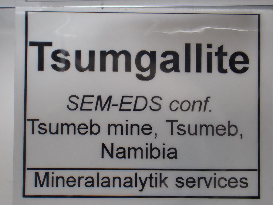 Tsumgallite