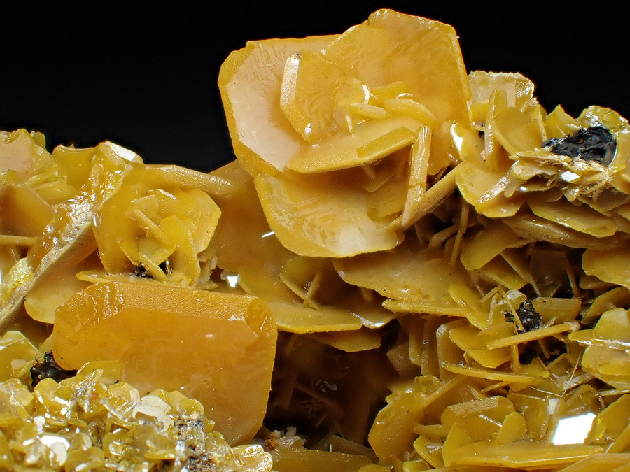 Wulfenite