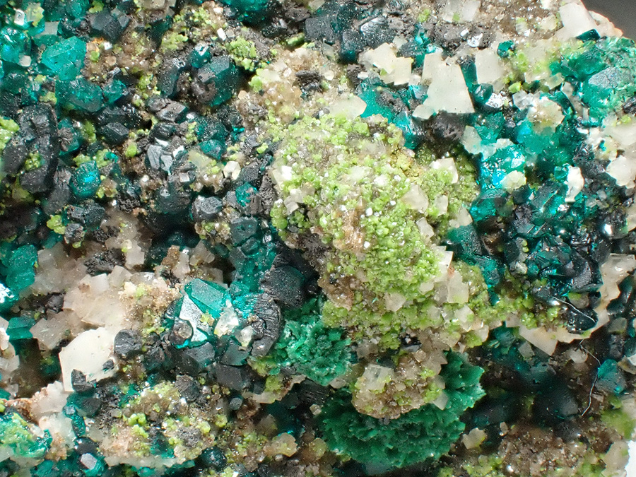Dioptase Calcite & Duftite