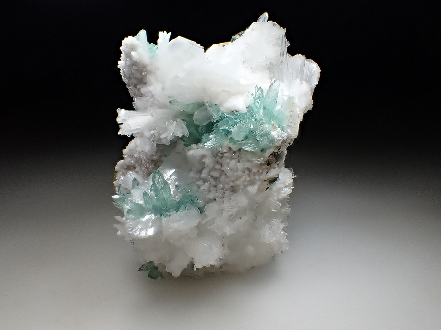 Apophyllite & Stilbite & Scolecite