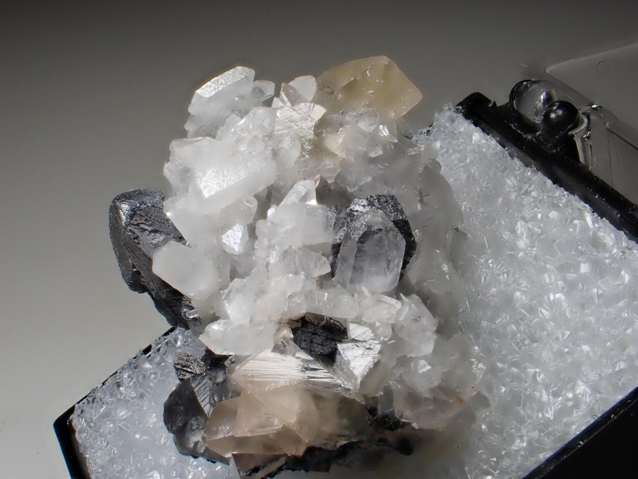 Smithsonite Galena & Quartz