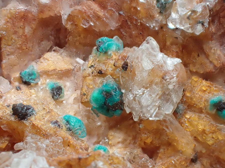 Devilline Gypsum & Dolomite