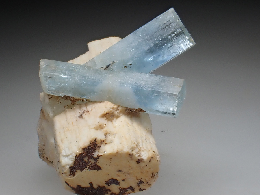Aquamarine & Feldspar