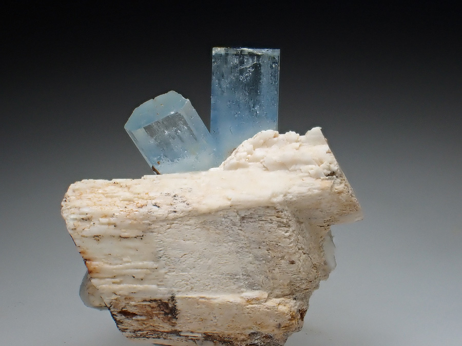 Aquamarine & Feldspar