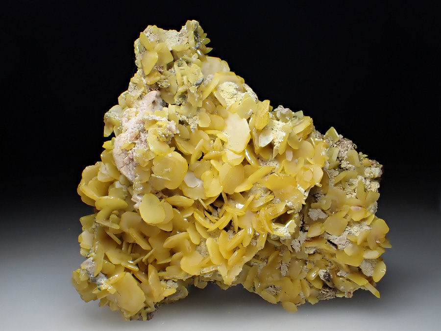 Wulfenite