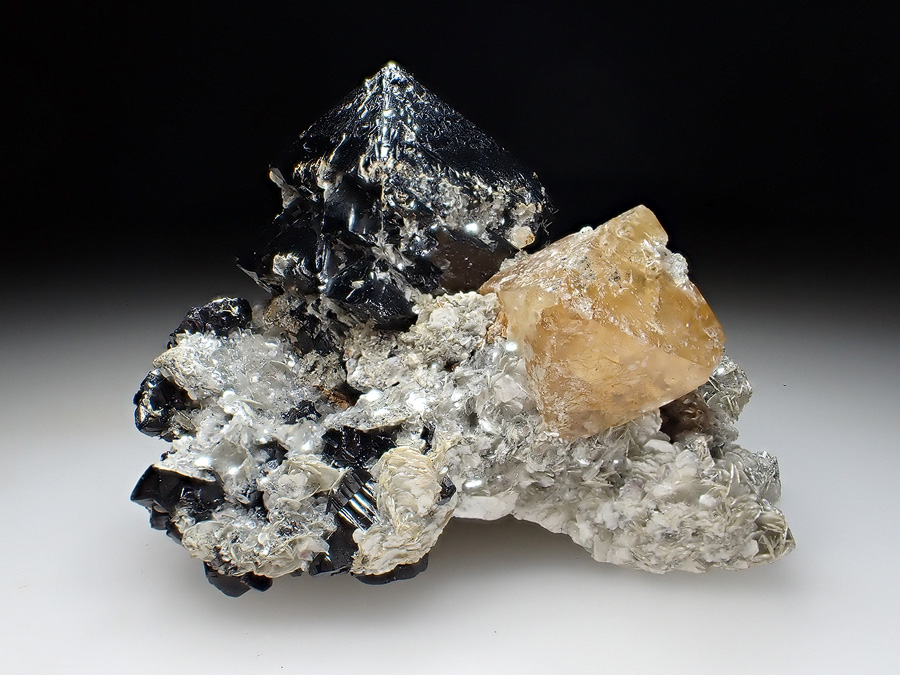 Scheelite & Cassiterite