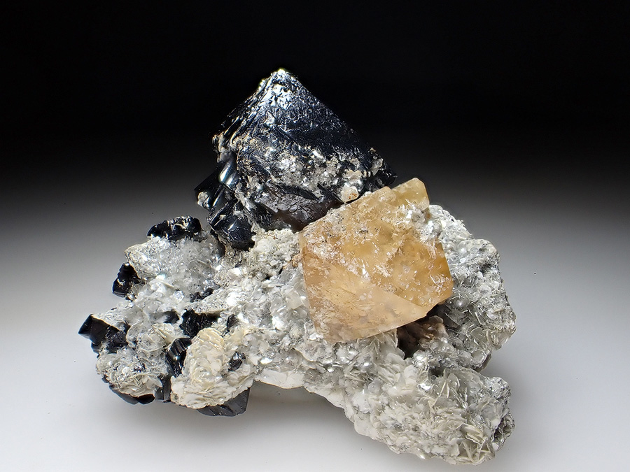 Scheelite & Cassiterite