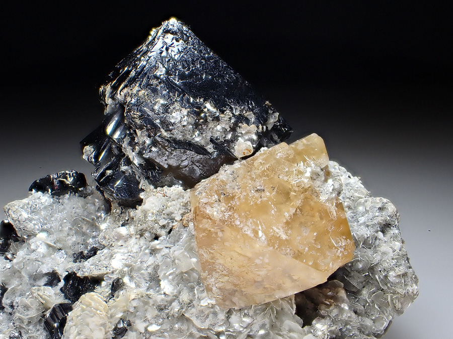 Scheelite & Cassiterite