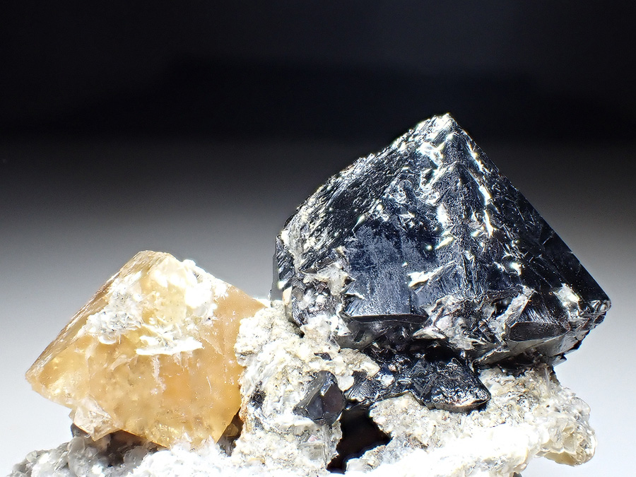 Scheelite & Cassiterite