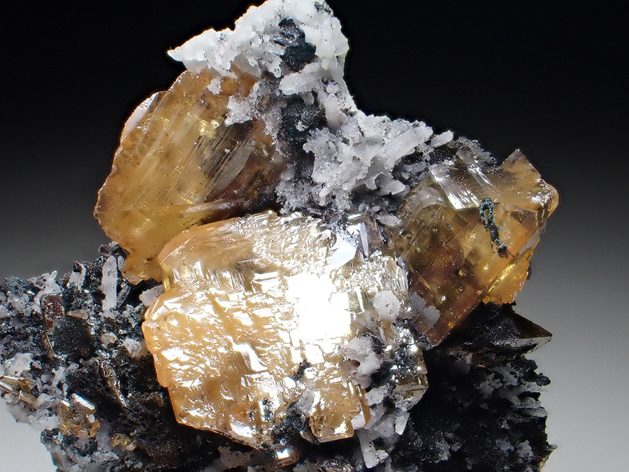 Wulfenite